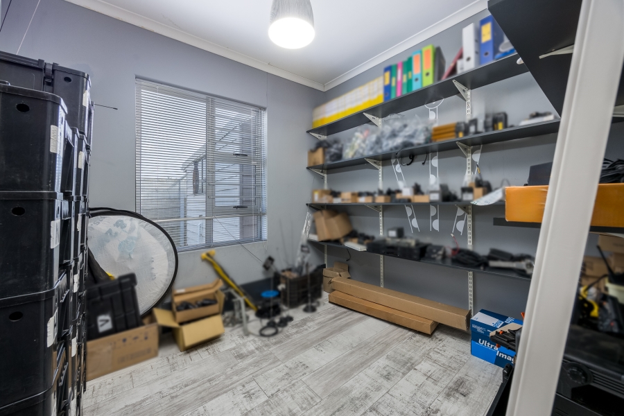 3 Bedroom Property for Sale in Aurora Western Cape